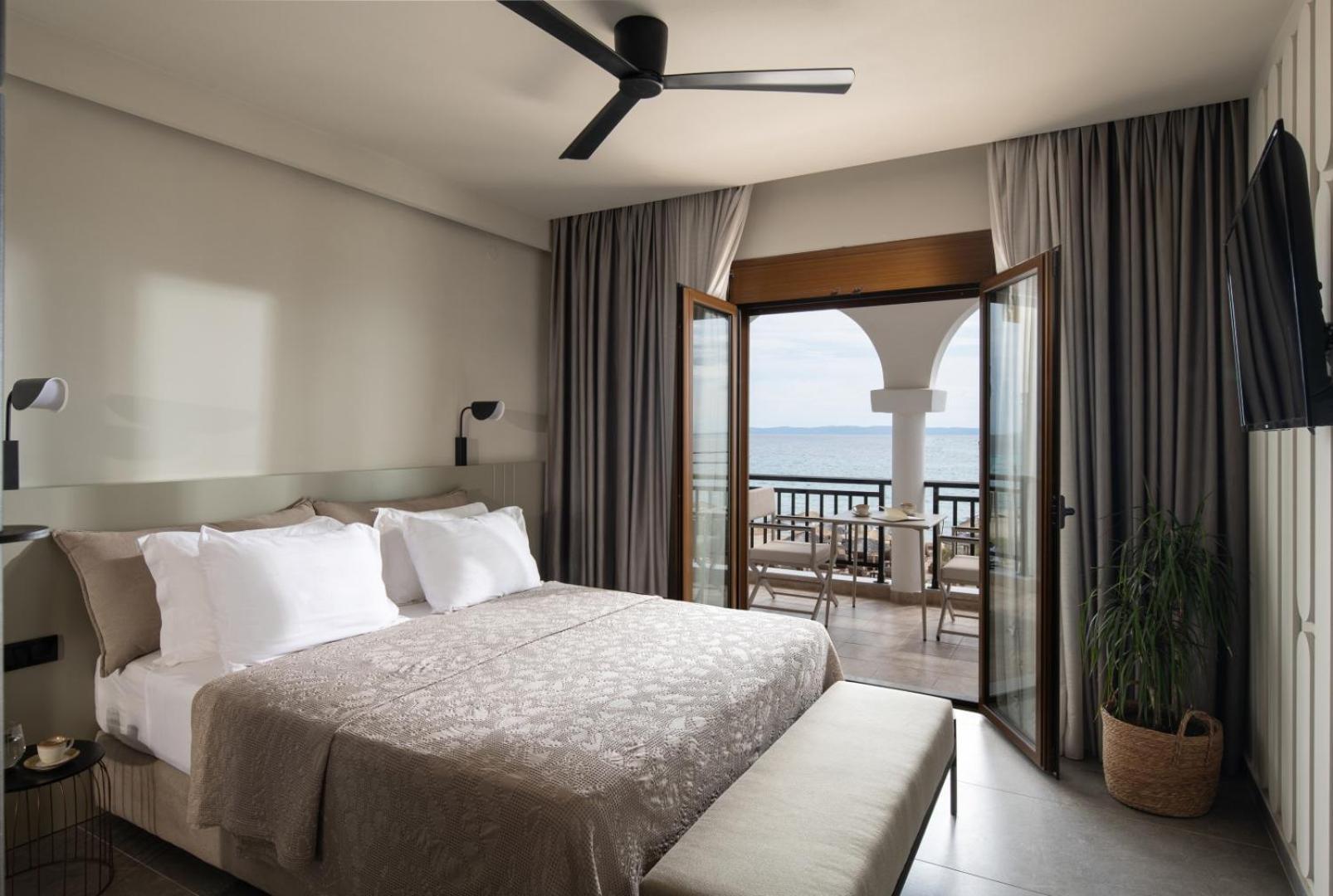 Assano Seafront Luxury Lägenhet Nikiti  Exteriör bild