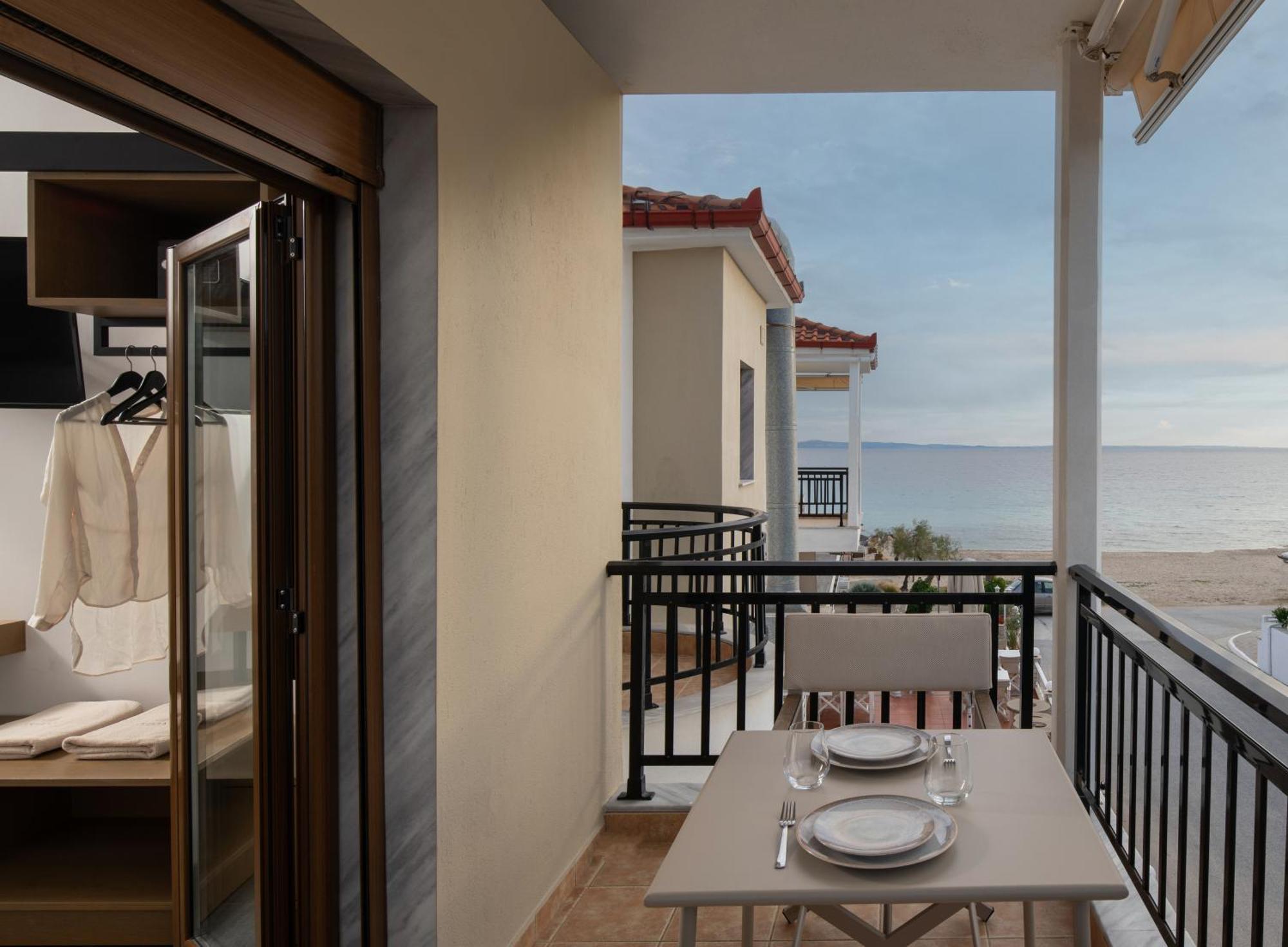 Assano Seafront Luxury Lägenhet Nikiti  Exteriör bild